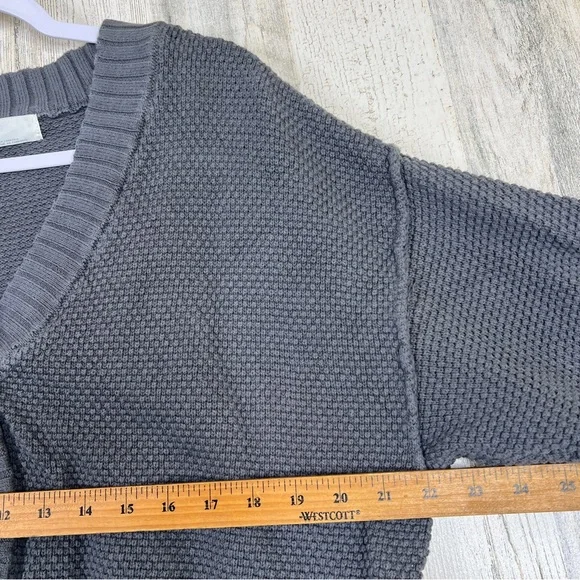 Free People Sweater Women’s Size Medium - Picture 9 of 12